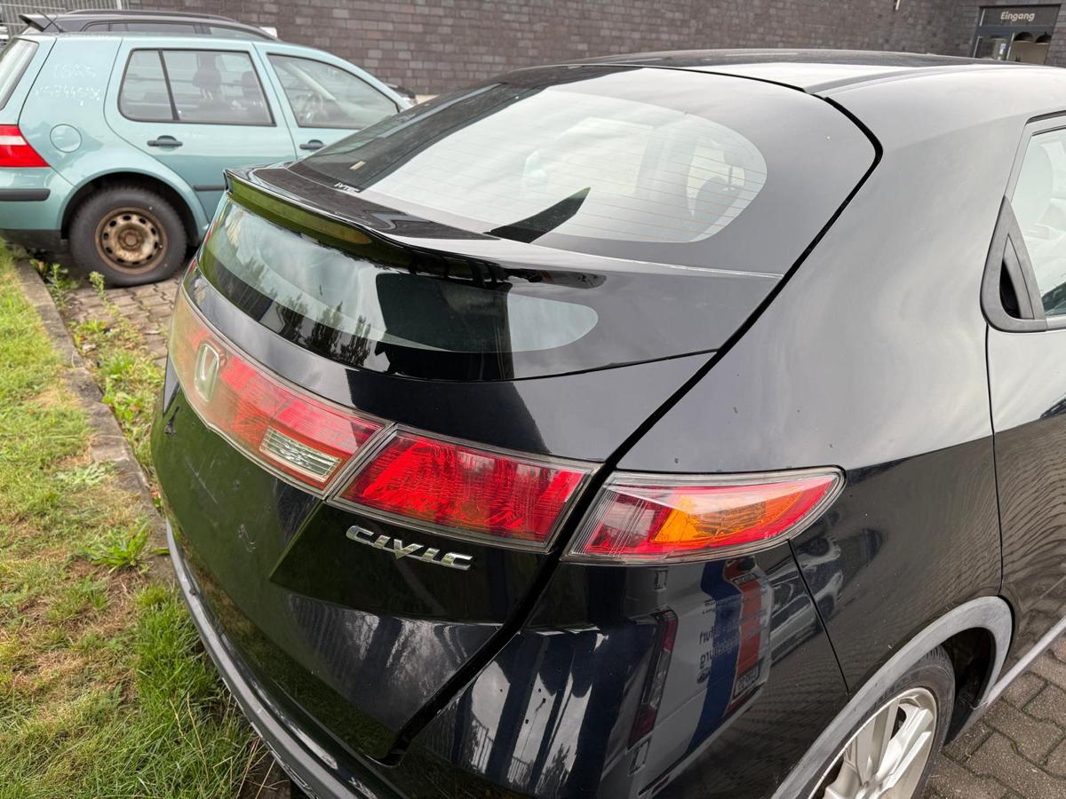 Honda Civic FK2 VIII original Heckklappe mit Scheibe B92P Nighthawk Black Rohbau BJ09